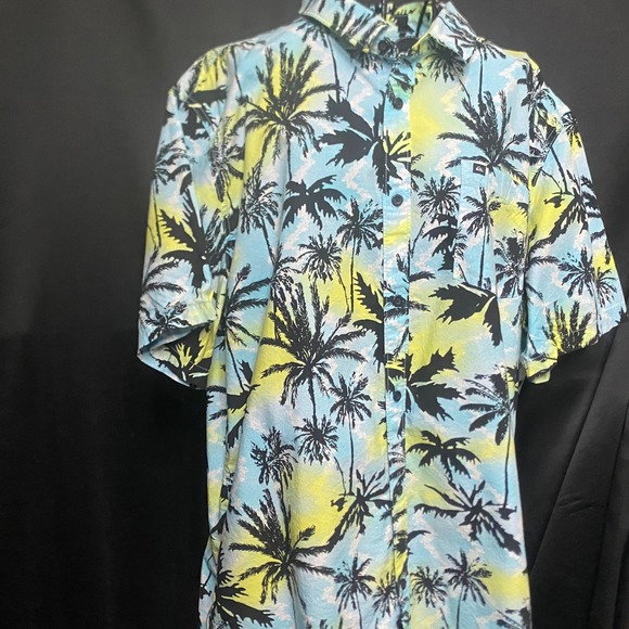 Quiksilver‎ Mens XL Palm Tree Print Button Up Short Sleeve Shirt Blue Yellow - Picture 1 of 3